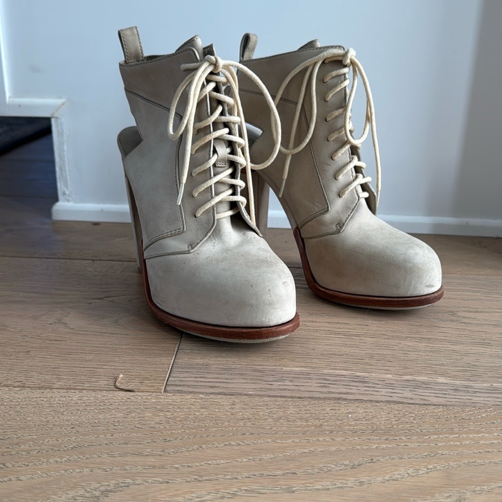Alexander Wang, Dakota Cut Out Bootie, sz 37